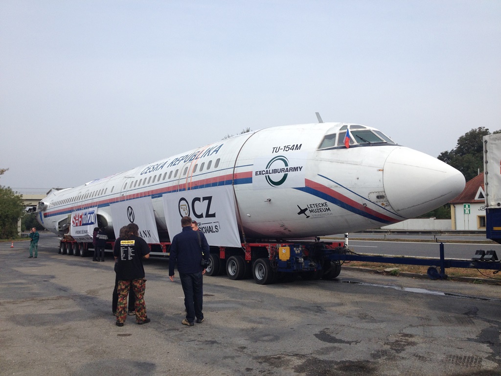 Letecký speciál Tu-154 na trase do leteckého muzea v Kunovicích 