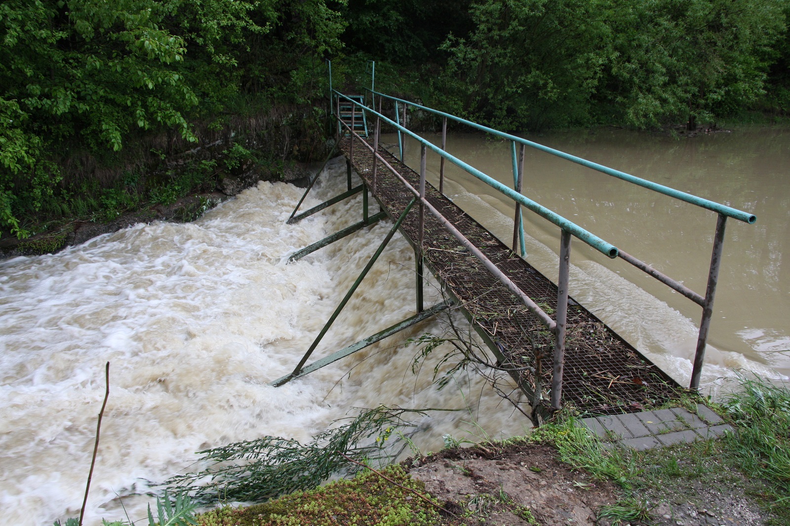 Hladiny vodních toků ve Zlínském kraji zvolna klesají