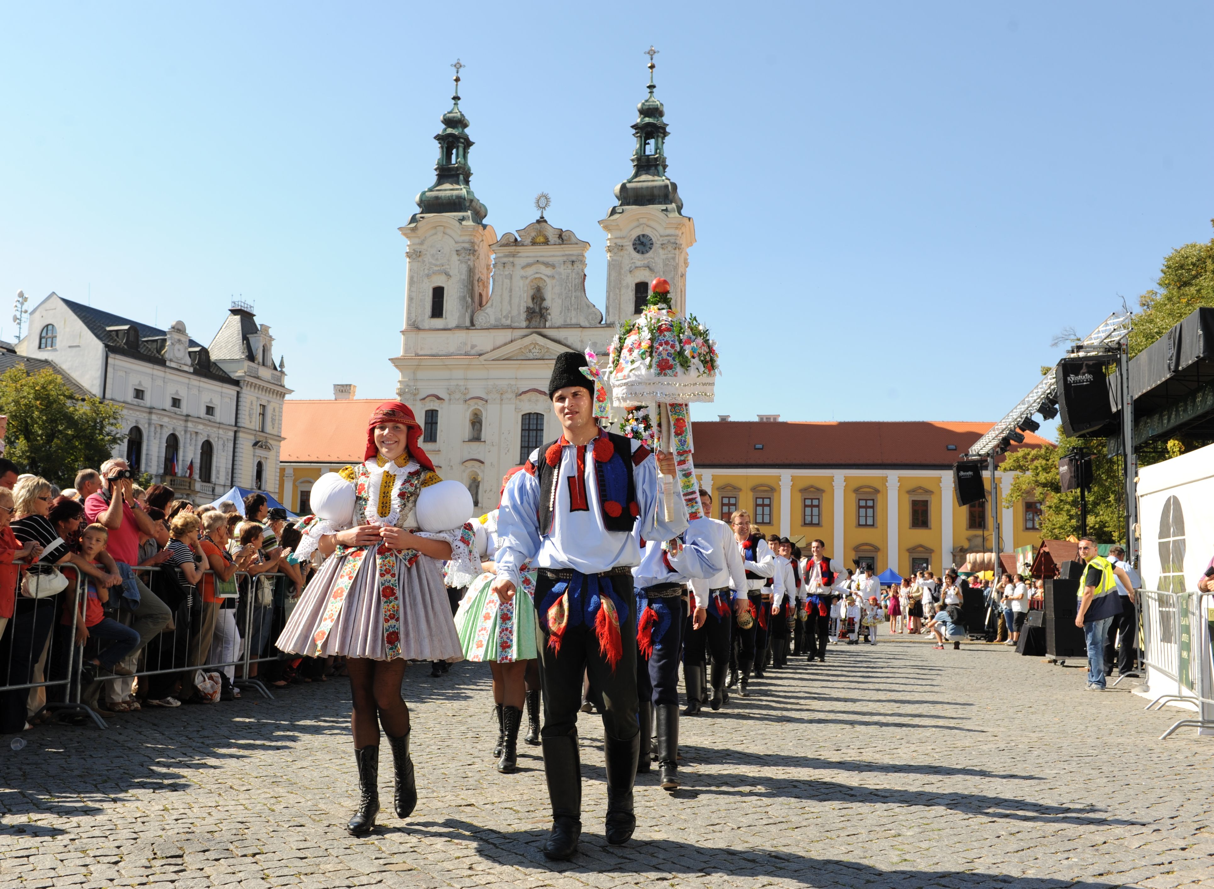 Slovácké slavnosti vína a otevřených památek v Uherském Hradišti