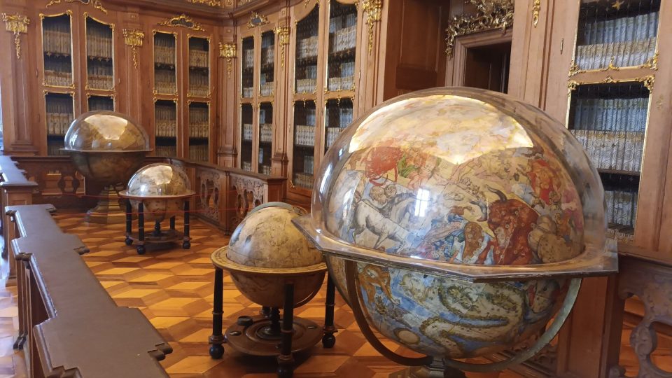 Knihovna má několik místností, tato se nazývá Stará nebo také Originální