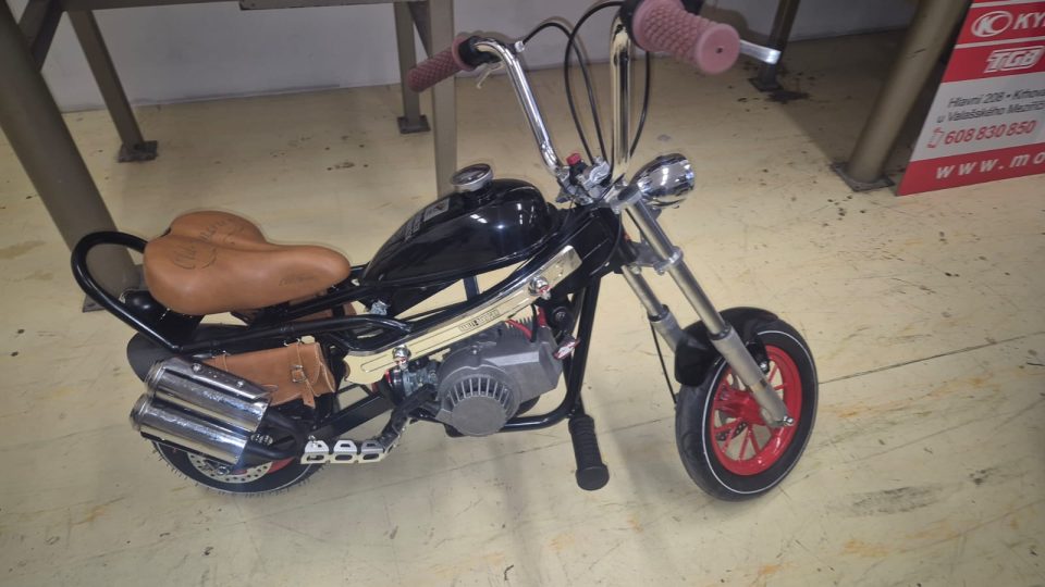 Mini-chopper z dílny motokroužku Střediska volného času Domeček ve Valašském Meziříčí