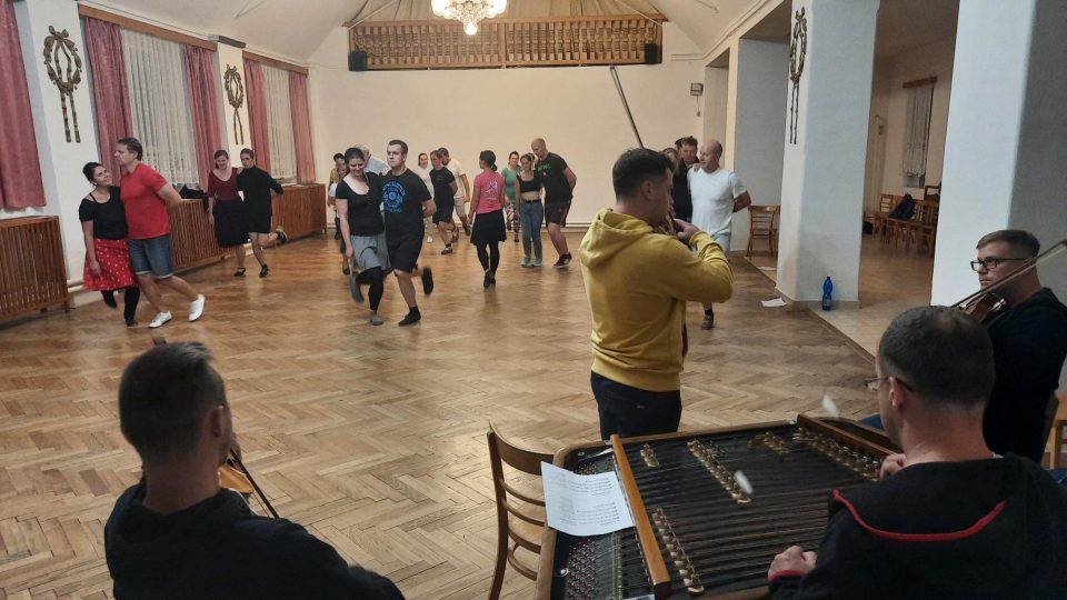 Škola lidových tanců, Kunovice