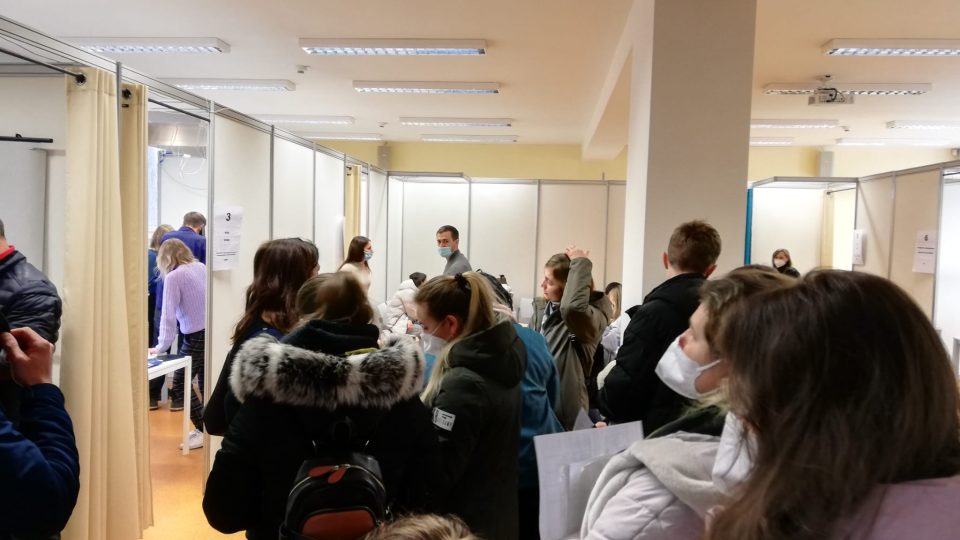 Krajské asistenční centrum pomoci Ukrajině v areálu zlínské krajské nemocnice – fotografie ze dne otevření centra 3.  března 2022