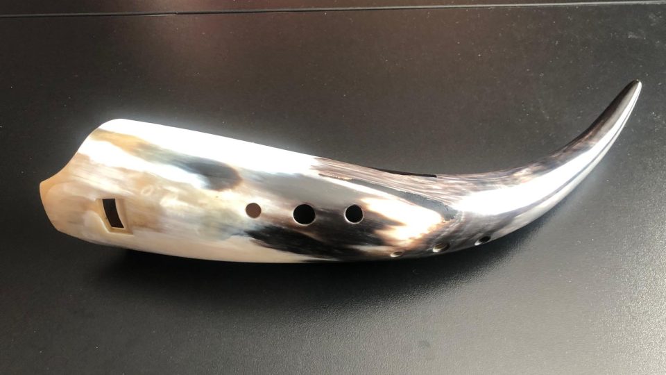 Píšťala ze zvířecího rohu z dílny Pavel Číp a synové (Zubří) | foto: Růžena Vorlová, Český rozhlas Píšťala ze zvířecího rohu z dílny Pavel Číp a synové (Zubří)