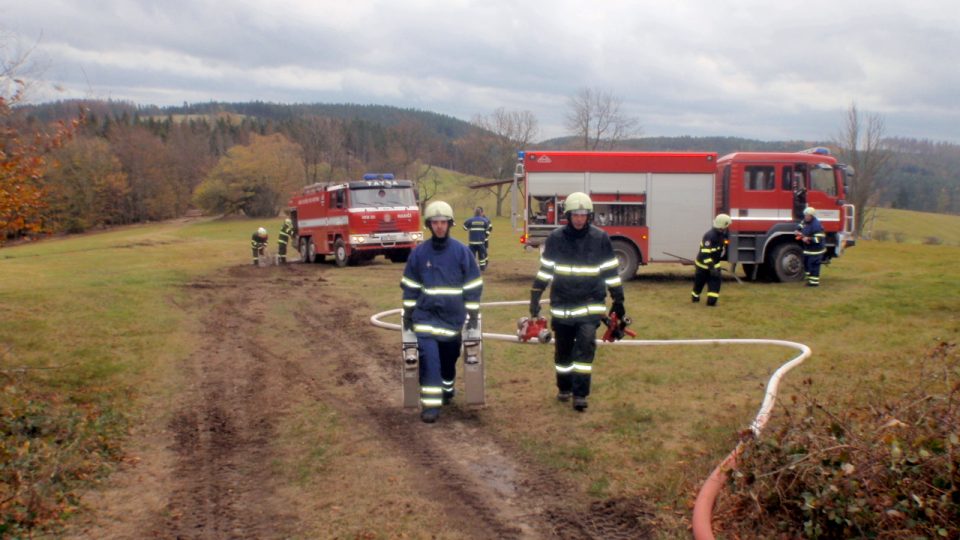 Hašení požáru u Rajnochovic