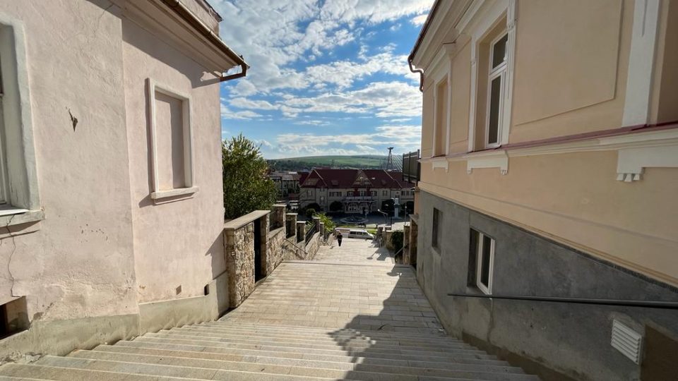 Uherský Brod, nádraží, velké schody