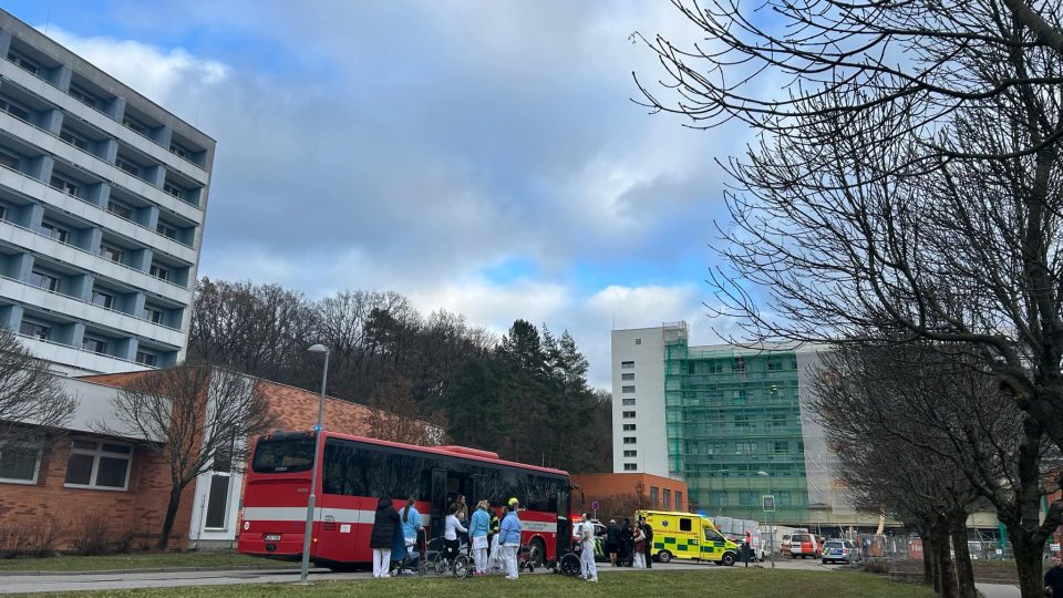 Krajská nemocnice Tomáše Bati ve Zlíně, zásah 12.12.2024 kvůli požáru v technické místnosti kardiologického oddělení