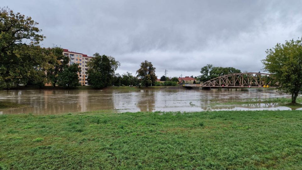 Uherské Hradiště a Staré Město, řeka Morava, neděle 15. 9. 2024 13:00