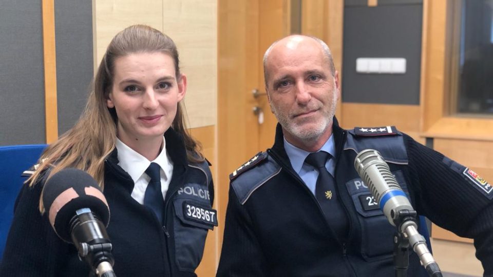 Lucie Malá a Bohdan Varyš ve studiu Českého rozhlasu Zlín, Policie ČR Zlín