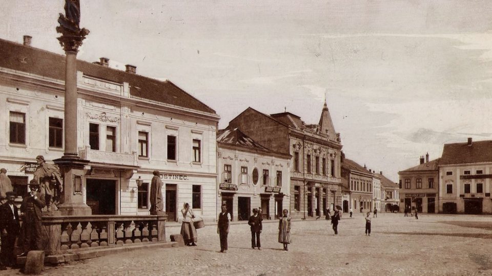 Holešovské náměstí v roce 1906 (dnes Náměstí dr. E. Beneše)
