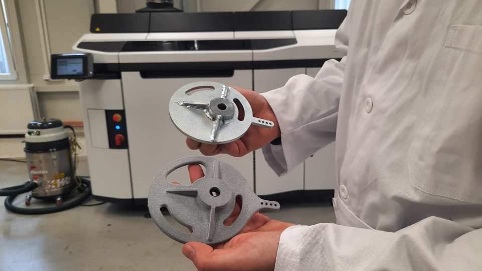 Nová technologie 3D tisku – Multi Jet Fusion - 3D tiskárny už umí tisknout i duplikáty kovových součástek