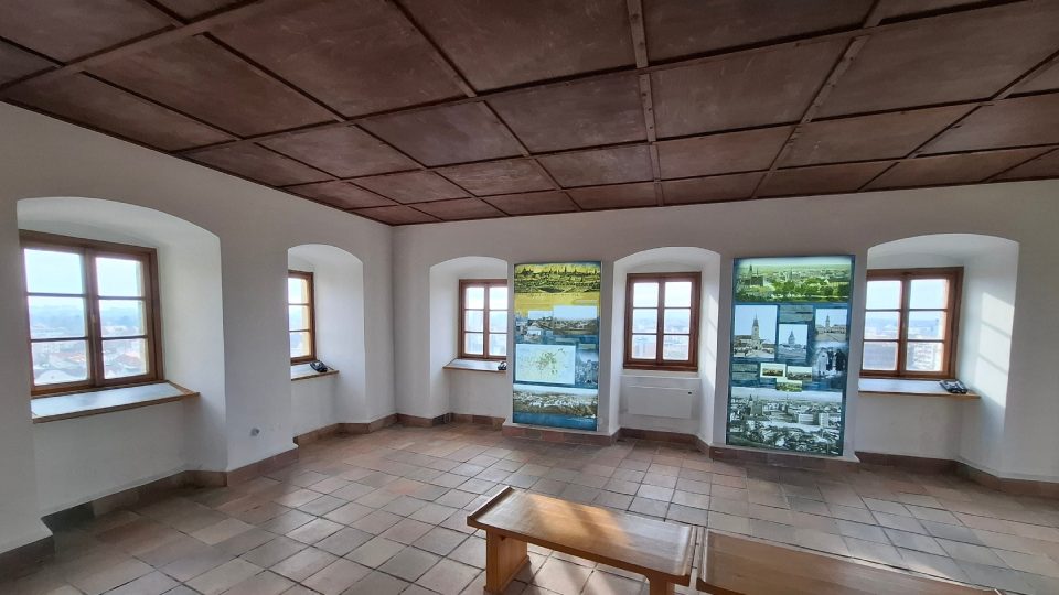 Pohled do stálé expozice v hlásce pardubického zámku | foto: Tereza Brázdová, Český rozhlas Pohled do stálé expozice v hlásce pardubického zámku