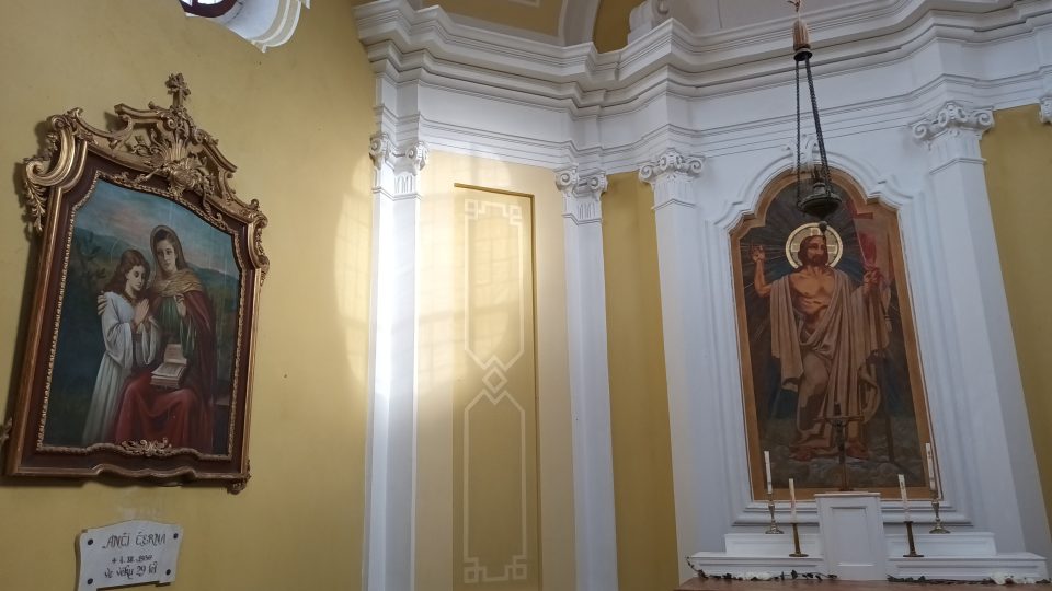 Střílky, hřbitov, interiér kaple | foto: Silvie Pospíšilová, Český rozhlas Střílky, hřbitov, interiér kaple