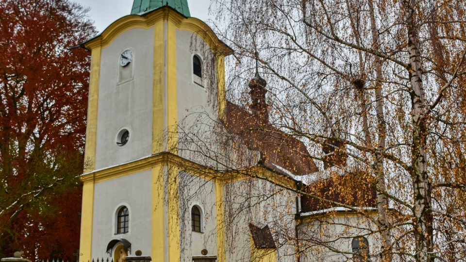 Lešná u Valašského Meziříčí, kostel