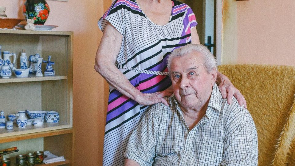 Marie a František Kročkovi jsou si stále oporou | foto: Jana Volková Marie a František Kročkovi jsou si stále oporou