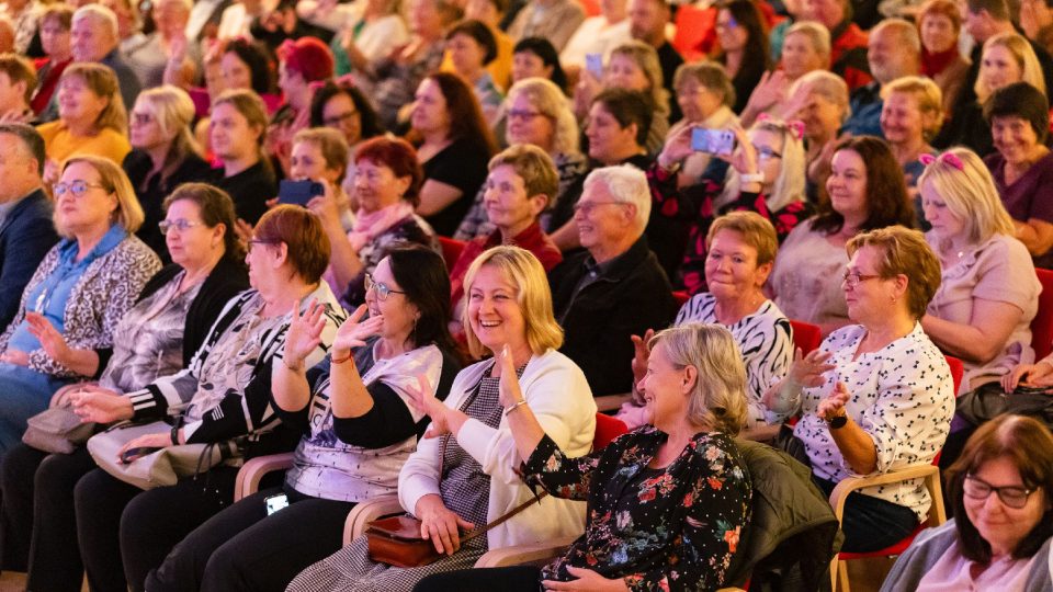 Diváci se bavili | foto: Jiří Šeda Diváci se bavili
