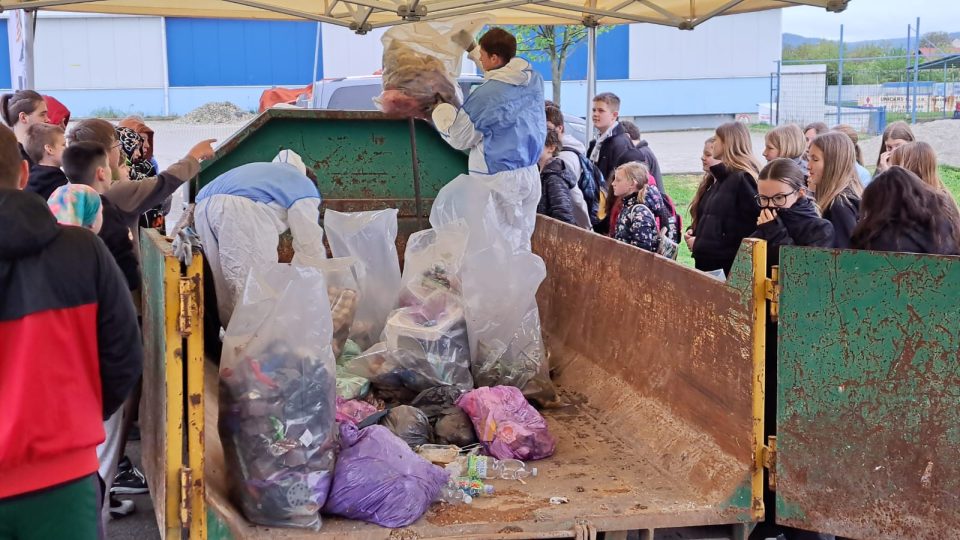 Rozbor odpadu, Kunovice, akce pro školáky