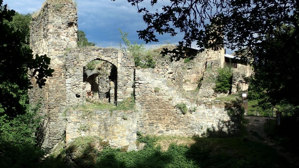 Zřícenina hradu Krašov | foto: Martina Sihelská, Český rozhlas Zřícenina hradu Krašov