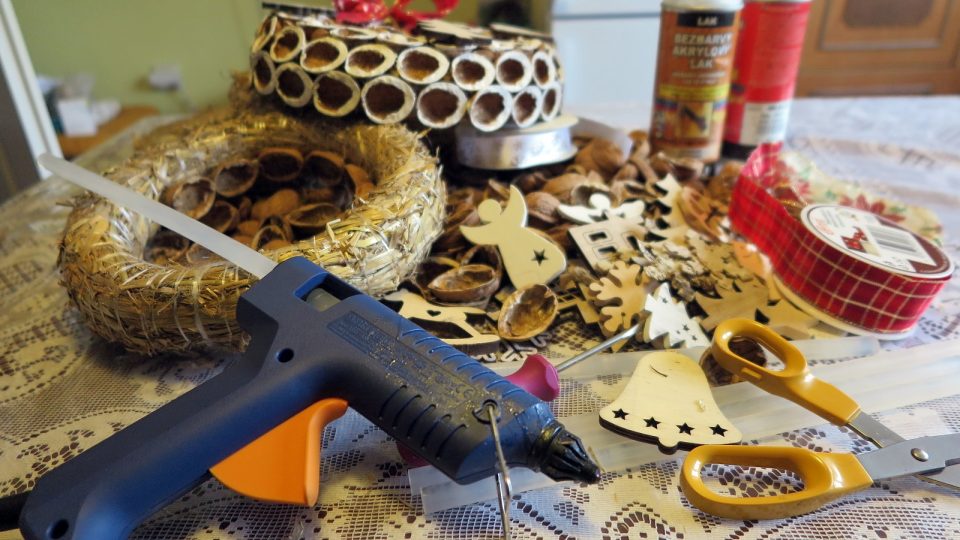 Adventní věnce ze skořápek