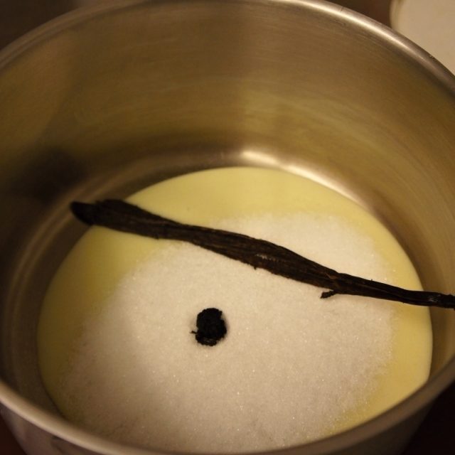 Příprava vaječného likéru je velmi jednoduchá | foto: Patrik Rozehnal,  Český rozhlas