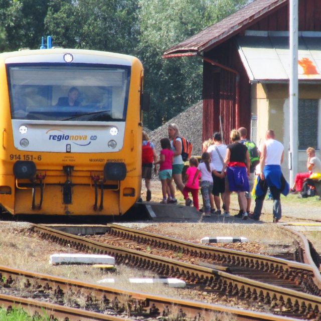 Cestující vlakem  (ilustr. foto) | foto: Jaroslava Mannová