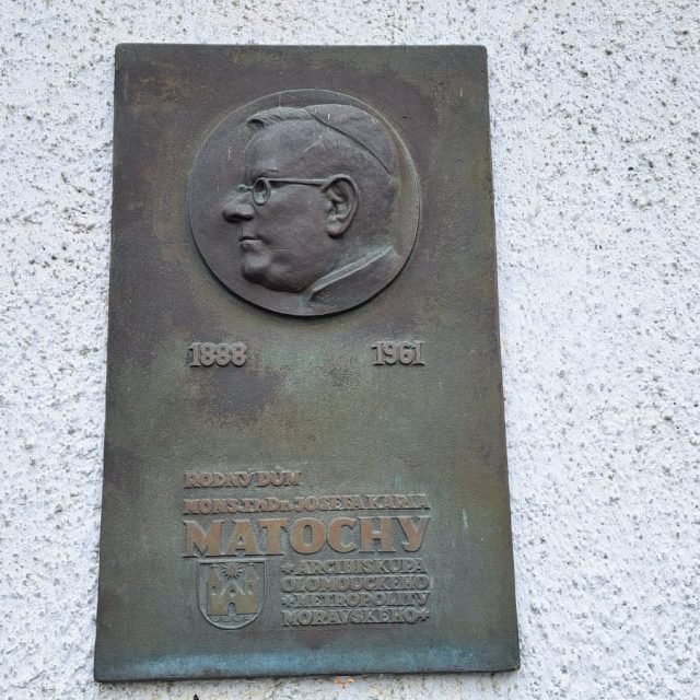 Pitín,  Josef Karel Matocha,  rodný dům,  pamětní deska | foto: Michal Sladký,  Český rozhlas