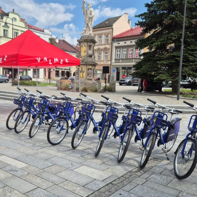 Sdílená kola ve Valašském Meziřící,  společnost nextbike Czech Republic | foto: Gabriela Hykl,  Český rozhlas