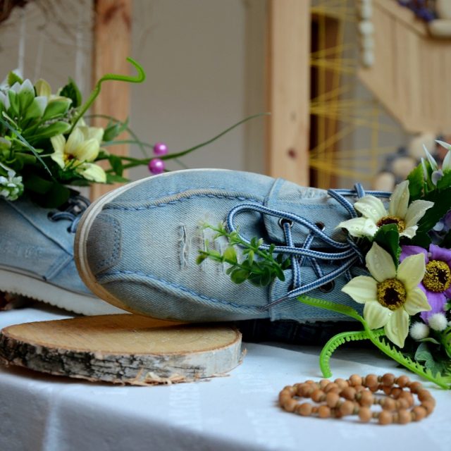 Holešovský zámek - výstava květinových vazeb | foto: Hana Helsnerová,  město Holešov