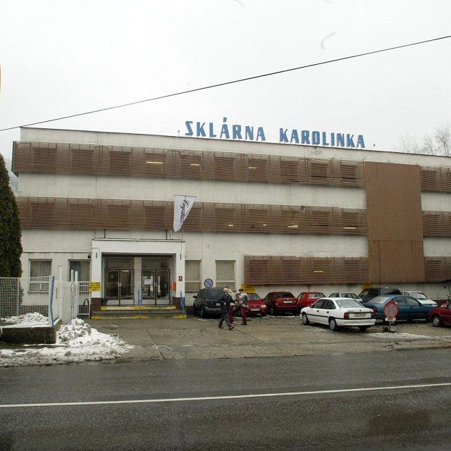 Sklárny Karolinka  (2004) | foto: Lubomír Ančinec,  Profimedia