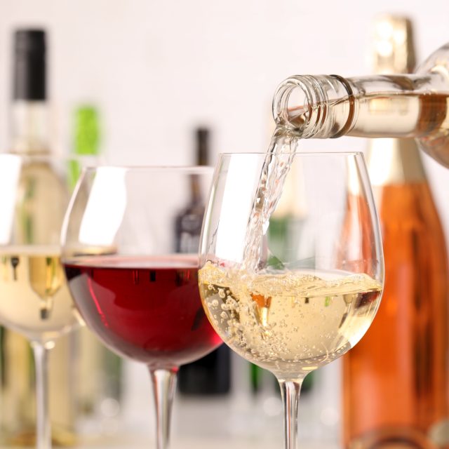 Víno je kulturní nápoj pro kulturní lidi  (ilustrační foto) | foto: Shutterstock