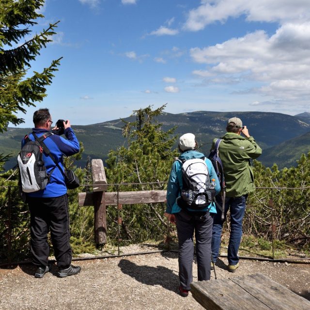Turisté,  výšlap  (ilustrační) | foto: Profimedia