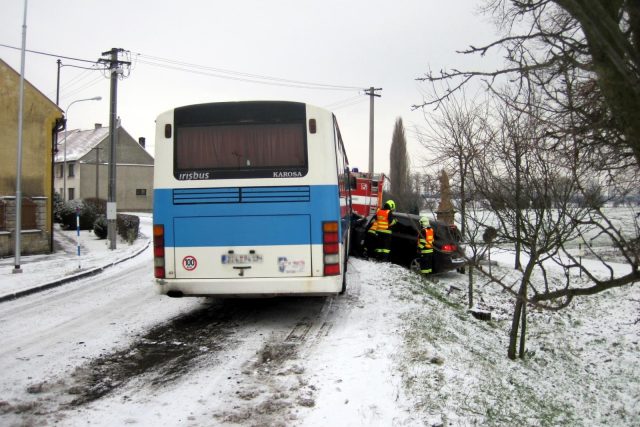 Nehoda autobusu  (ilustrační foto) | foto:  Hasiči - Rescue
