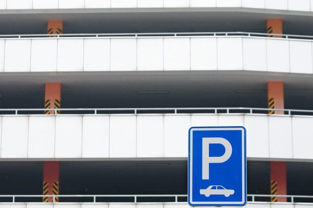 Parkovací dům  (ilustrační foto) | foto: Fotobanka Profimedia