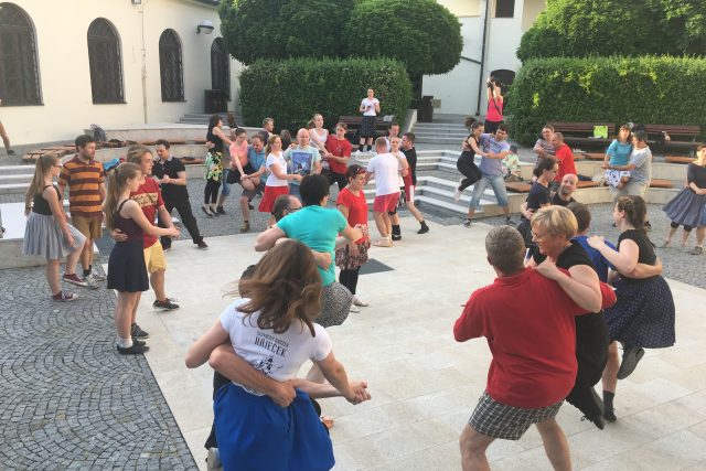 Výuka lidových tanců v Uherském Brodě | foto: Michal Sladký,  Český rozhlas