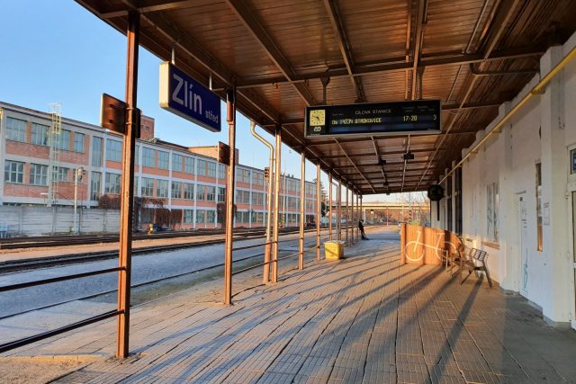 Vlakové nádraží Zlín střed | foto: Petr Krygel,  Český rozhlas