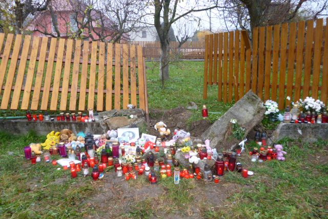 Místo sobotní tragédie v Lopeníku | foto: Andrea Kratinová