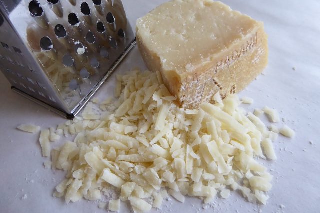 Nastrouhaný sýr | foto: Fotobanka Pixabay