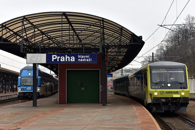 Arriva vlak,  vlaky,  dopravce,  nádraží | foto: Filip Jandourek