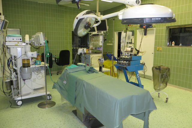 Prázdný operační sál | foto: Petra Lazáková