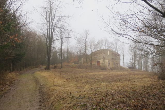 Janův hrad neboli Prokopovský dvůr vznikl kolem roku 1710 jako hospodářský objekt | foto: Saskia Mišová