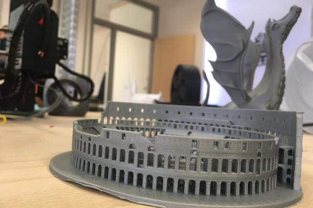 FabLab: laboratoř s 3D tiskárnou i laserovou řezačkou pro veřejnost | foto: Tereza Kadrnožková