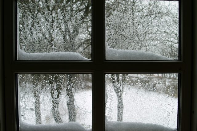 Okno,  sníh,  zima | foto: Fotobanka Pixabay