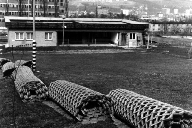 Vznik lyžařského svahu ve Zlíně  (70. léta 20. století) | foto: Robert Šperka