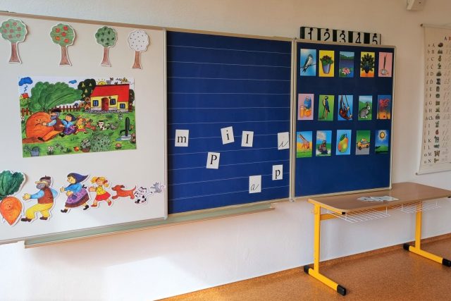 Základní škola,  ilustrační foto | foto: Lucie Hochmanová,  Český rozhlas,  Český rozhlas