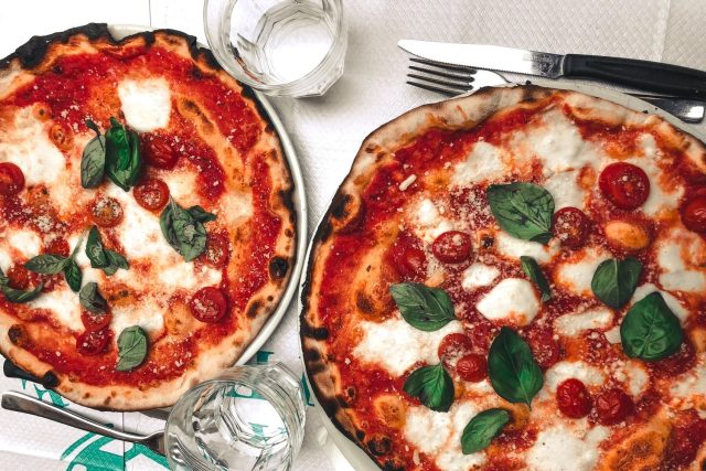 Pizza Napoletana – neapolská pizza | foto: Pexels,  CC0 1.0