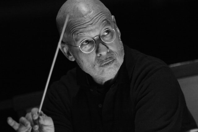 Dirigent Dennis Russell Davies | foto: Reinhard  Winkler