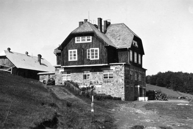 Holubyho chata 1939,  Bílé Karpaty - Velká Javořina | foto: Archiv MIroslavy Polákové