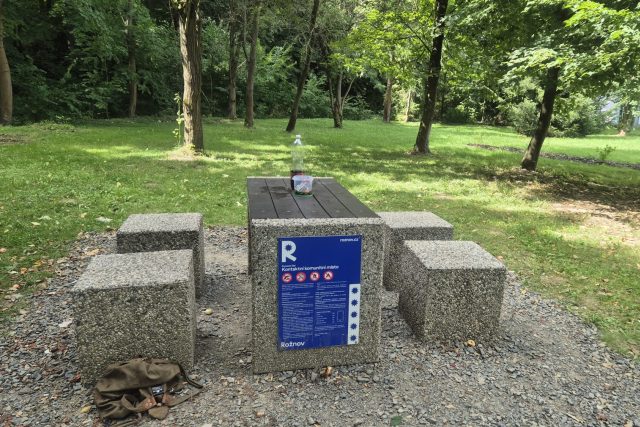 V Rožnově pod Radhoštěm mají lidé bez domova své místo,  takzvané “krmítko” | foto: Gabriela Hykl,  Český rozhlas