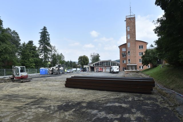 Stavba nové hasičské stanice ve Zlíně začíná | foto: Dalibor Glück,  ČTK