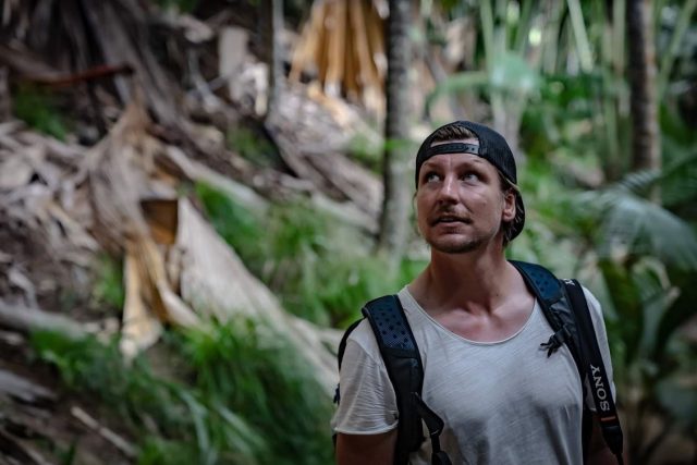 Mauricius - cestovatel Expedice Z101 Tomáš Vaňourek v místním deštném pralese | foto: Expedice Z101  (bodhi.style s.r.o.)